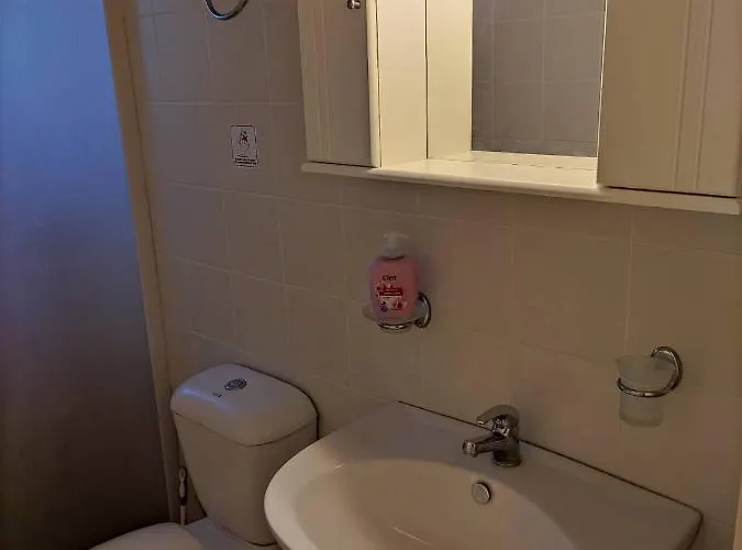 Romvi Village شقة