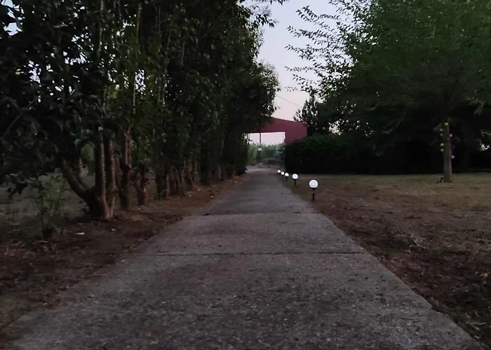 Romvi Village شقة Amaliada